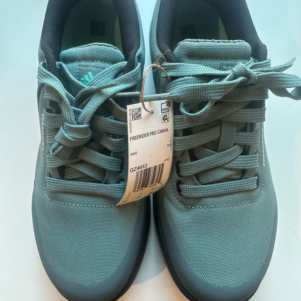Adidas Freerider Pro Canvas in Aqua